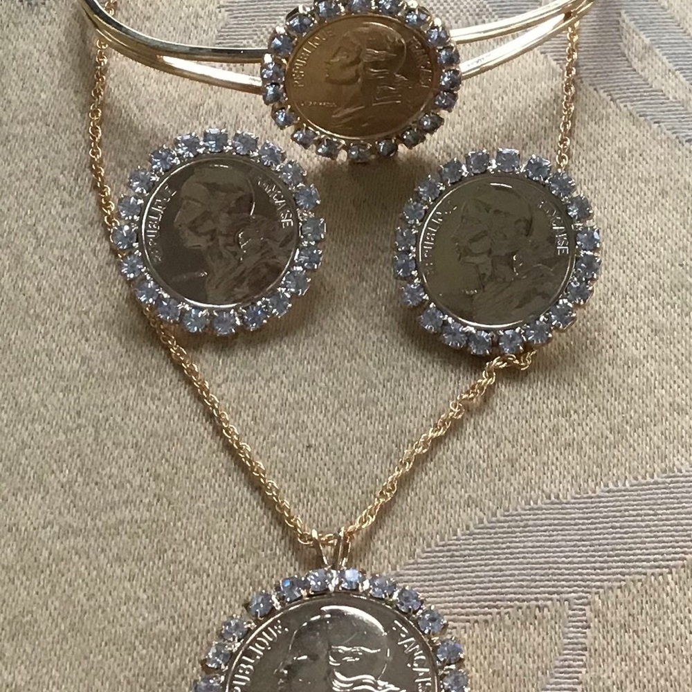 Rhinestone, Gold tone French Coin Jewelry Set